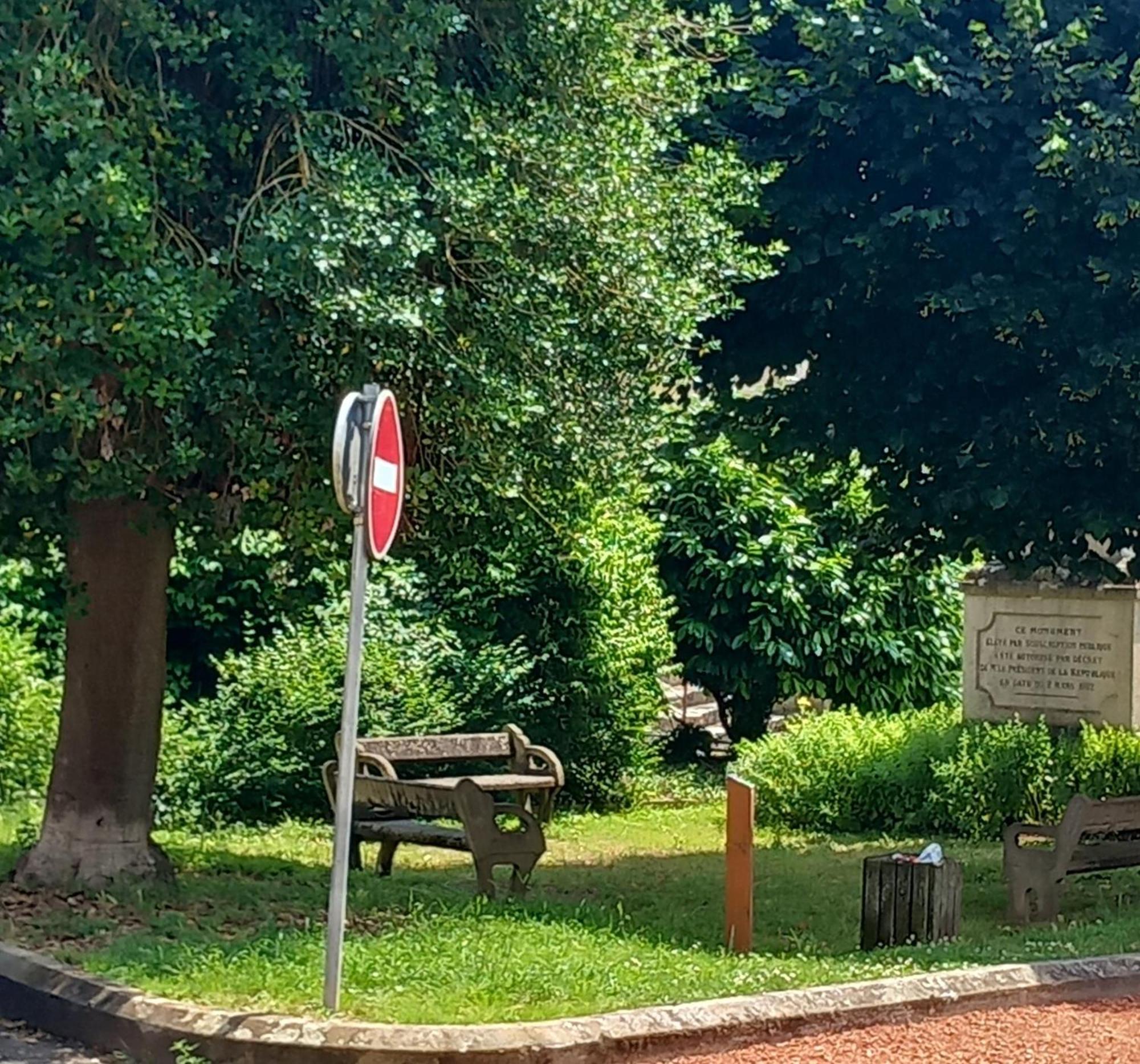 Apartamento Jls'Tudios " U Sognu" Cosne-sur-Loire Exterior foto
